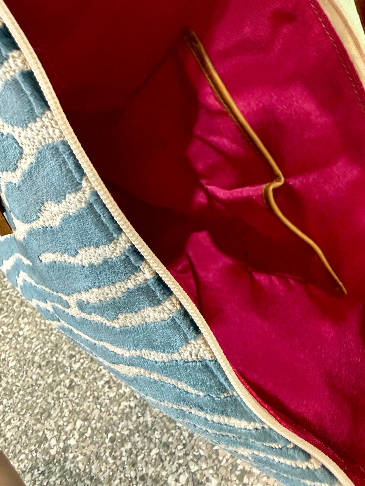 GG Emma chenille Blue Zebra Bag