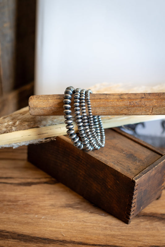 Stretch Saucer Navajo Pearl Bracelets (3mm-9mm)