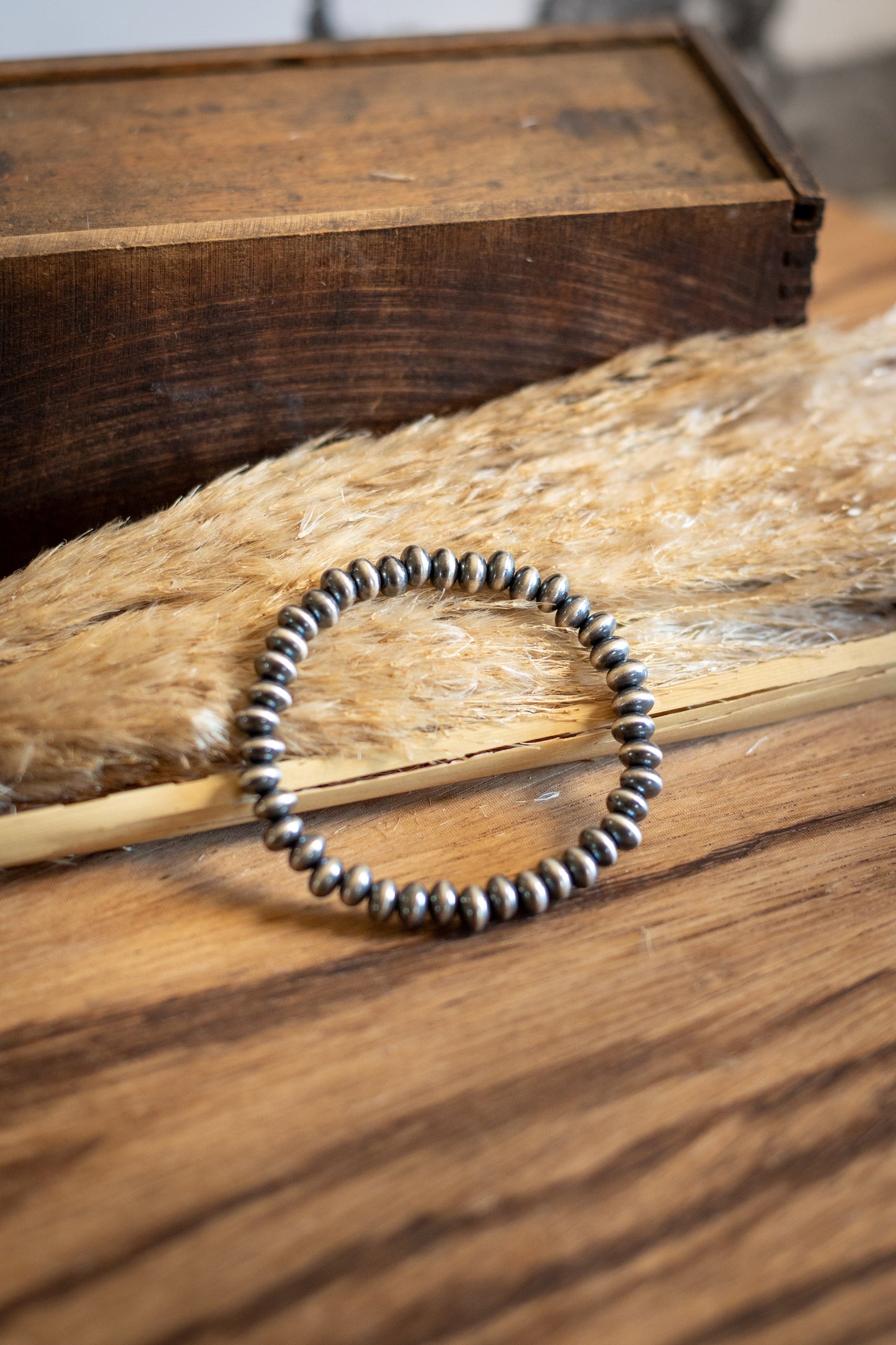 Stretch Saucer Navajo Pearl Bracelets (3mm-9mm)