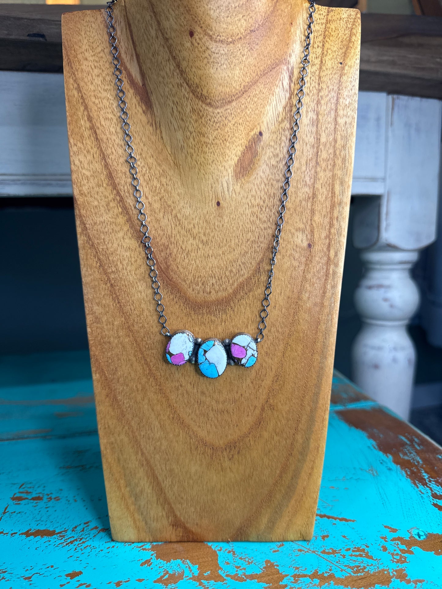 3 Stone Cotton Candy Necklace