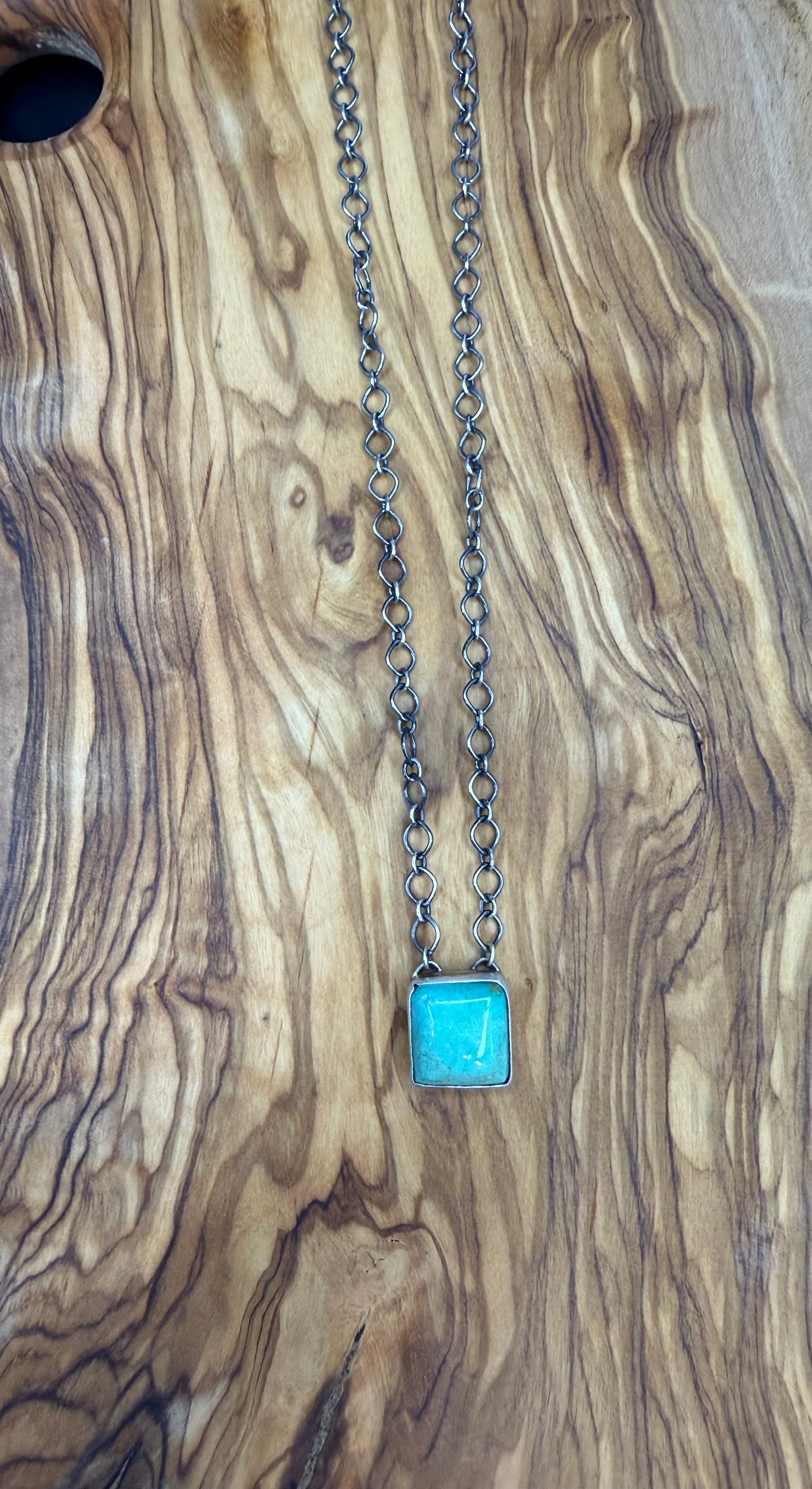 G.RIOS Smoooth Edge Dainty Turquoise Necklace 1.0